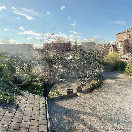 The Old Coach House Villa York Exterior foto